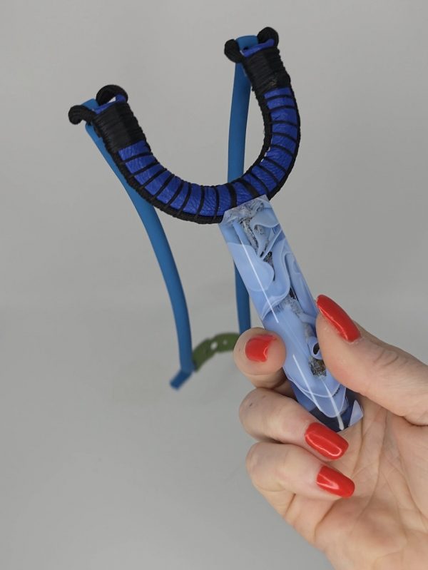 Custom Gypsy Slingshot – Blue, Black, White & Clear Resin Handle + Matching Ammo Magnet + Bearings | Catty Precision - Image 2