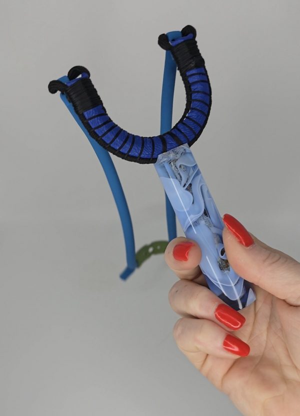 Custom Gypsy Slingshot – Blue, Black, White & Clear Resin Handle + Matching Ammo Magnet + Bearings | Catty Precision - Image 4