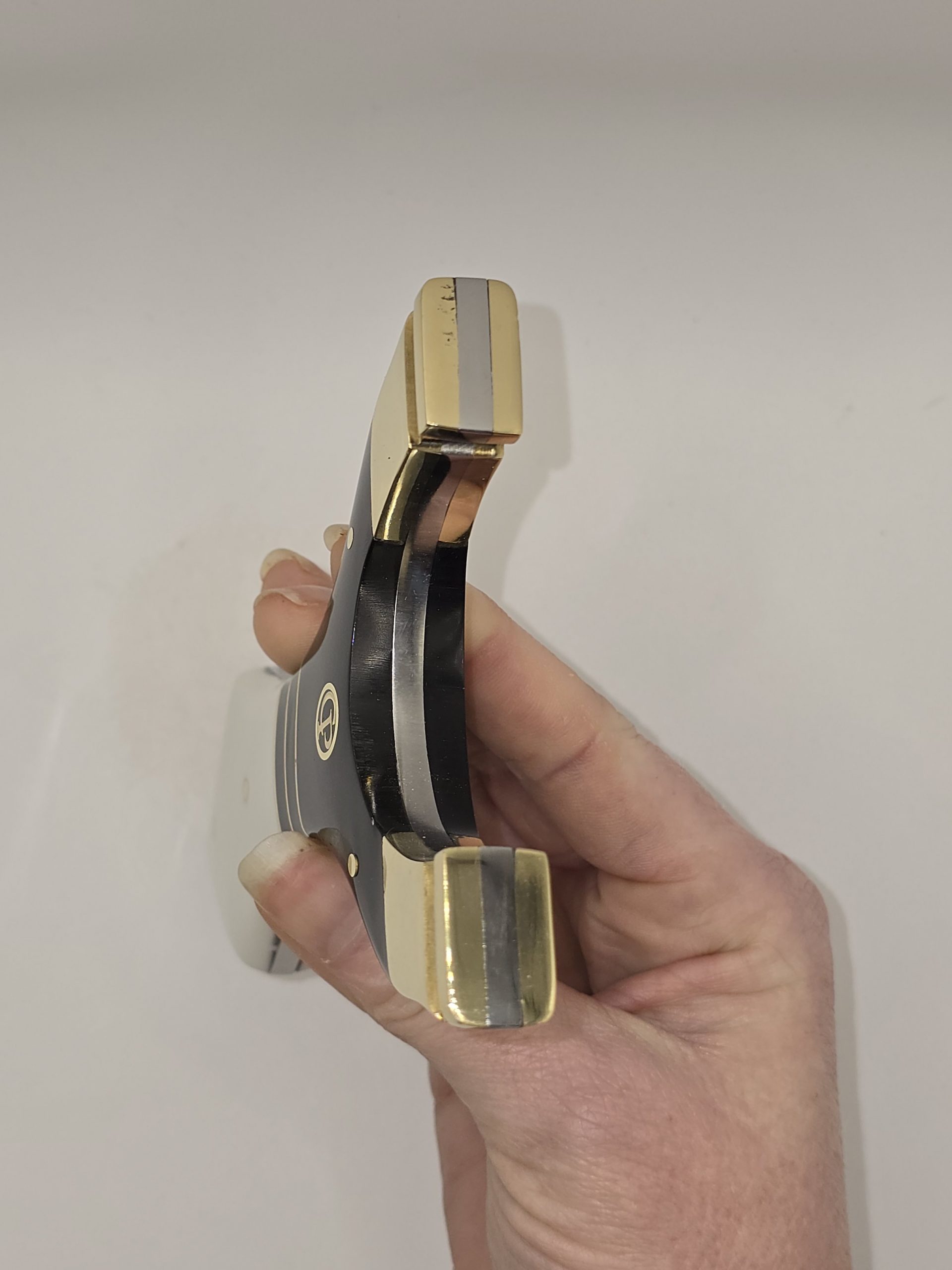 🎯 Catty Precision Predator – Black & White Resin Hybrid (OTT) - Image 4