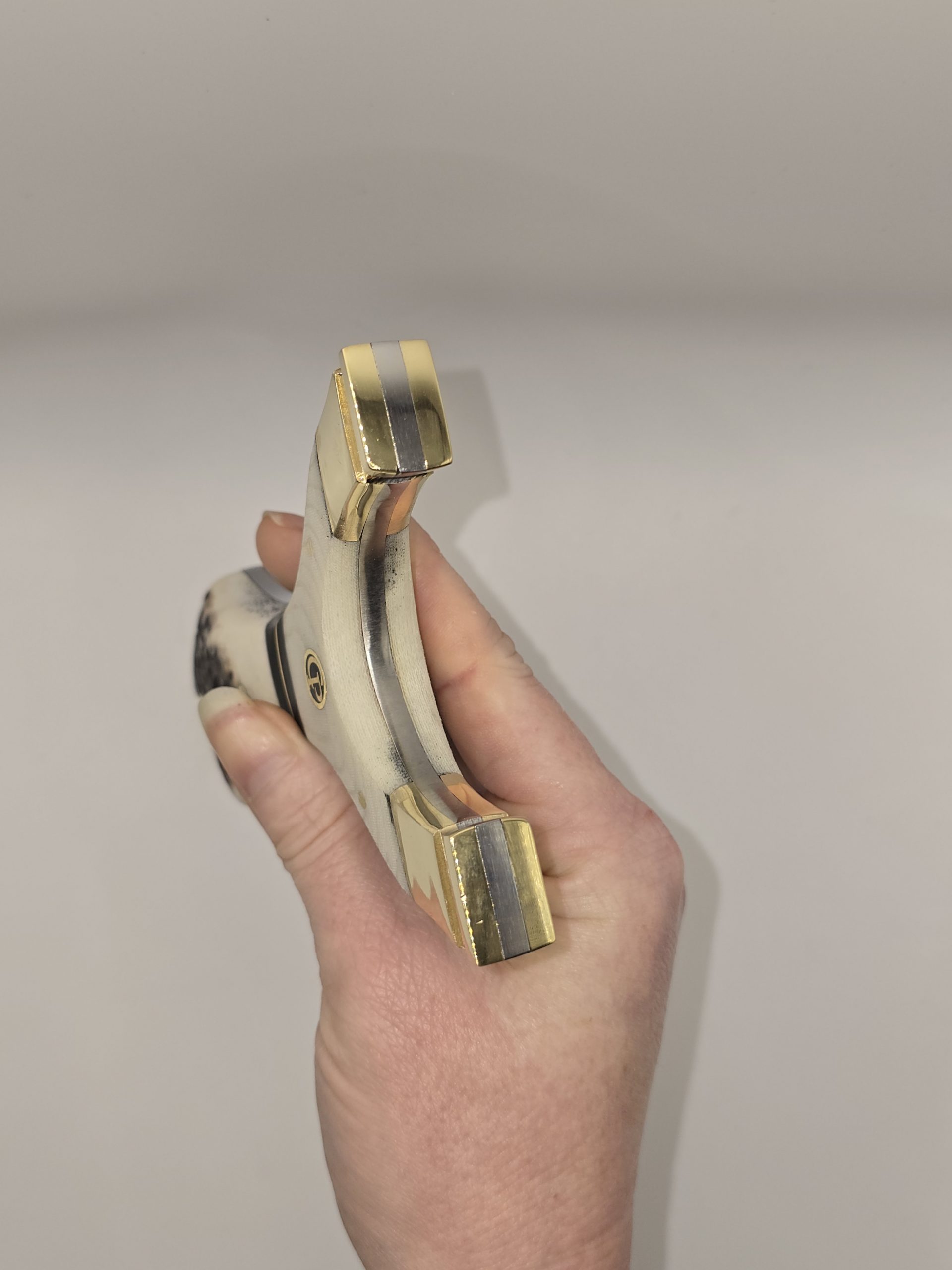 🎯 Catty Precision Predator – Cream Micarta & Stag Hybrid (OTT) - Image 3