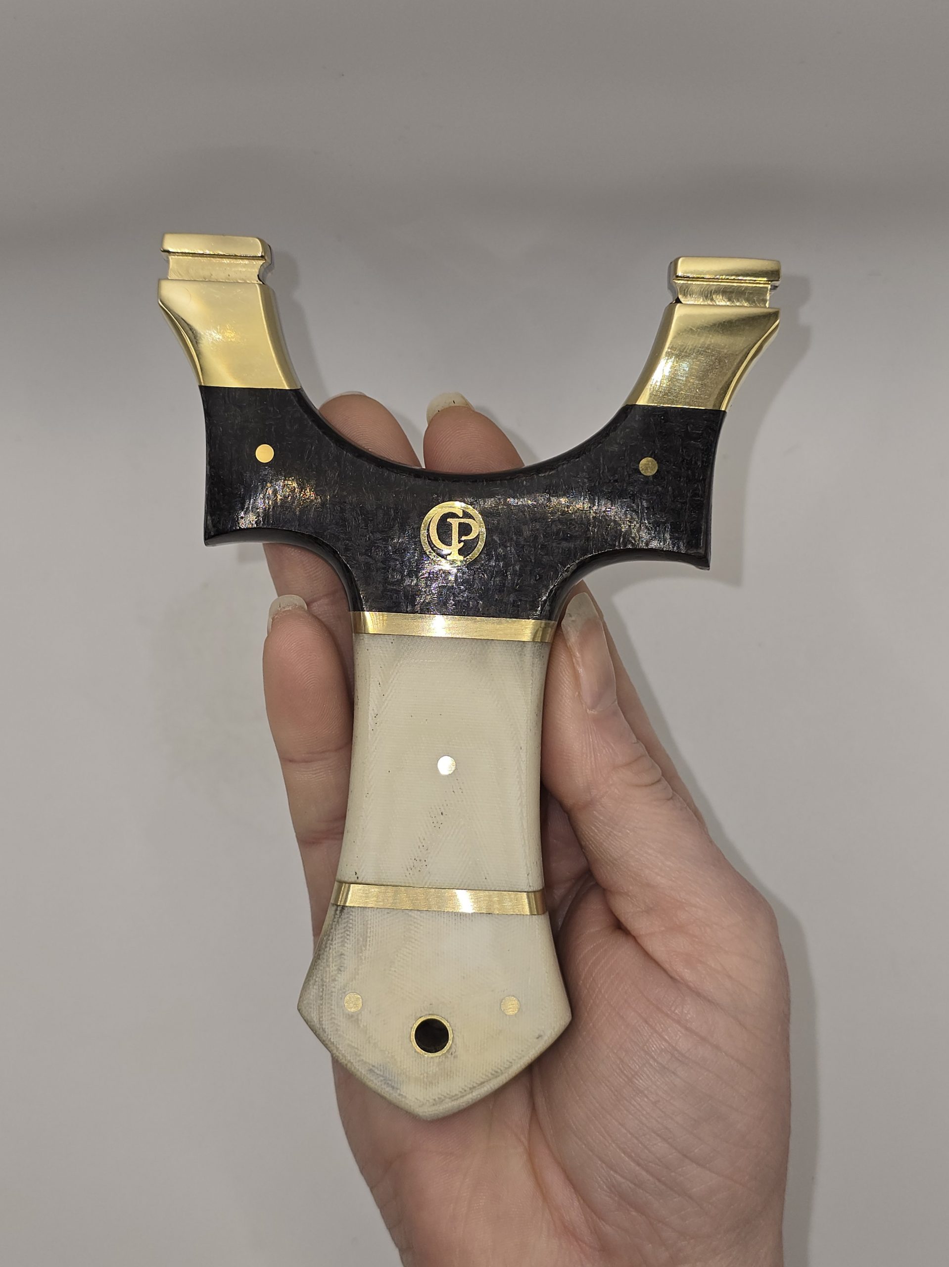 🛡️ Catty Precision Sentinel Elite – Cream Micarta & Black Wood Hunting Slingshot with Brass Tips - Image 5