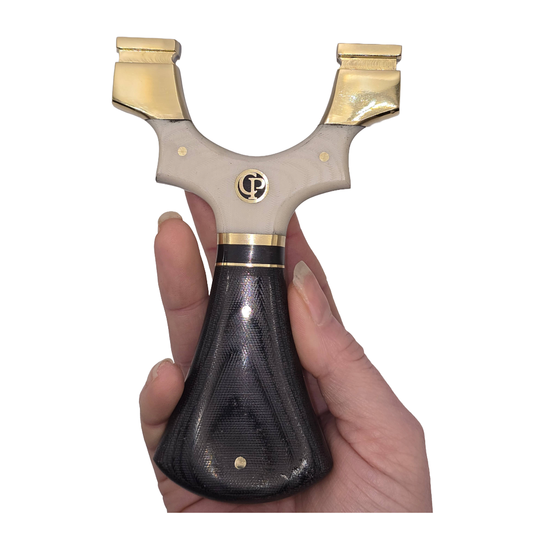 🦌 Catty Precision Stalker – Cream & Black Micarta (OTT)