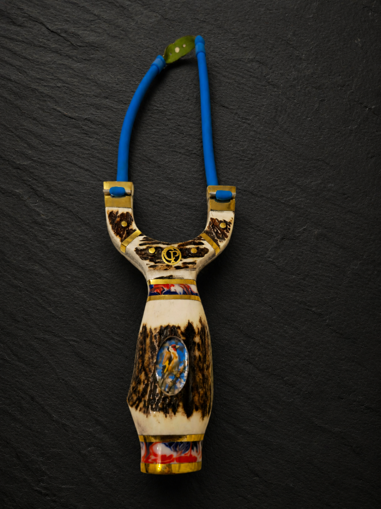 Gold Finch Stag Slingshot – Full Round Stag Handle | Steel Core | Brass Tips